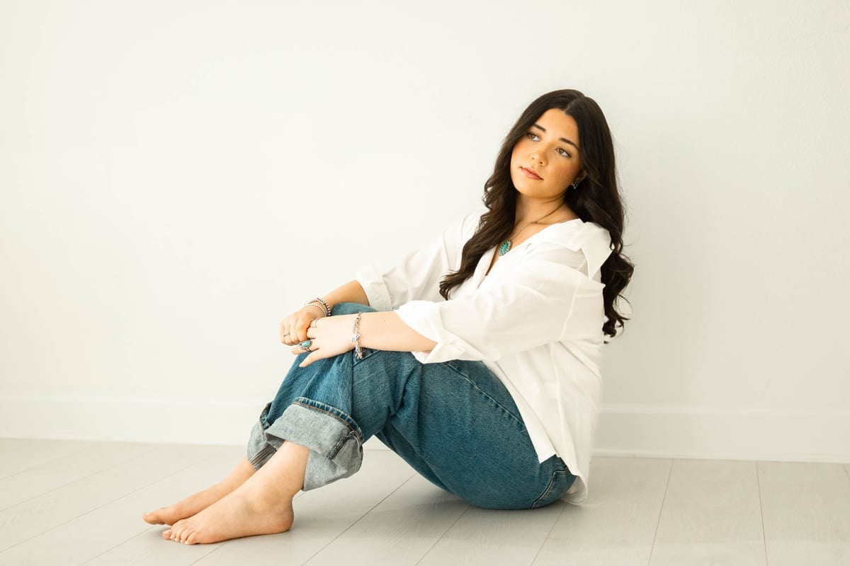 Editorial studio portrait, natural light